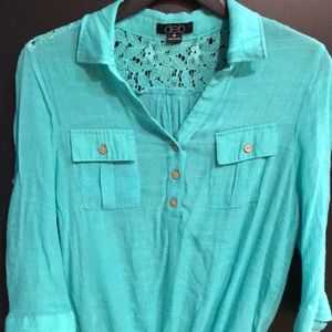 Teal lace 3/4 sleeve top